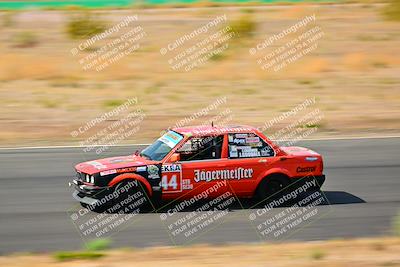 media/May-04-2025-Lucky Dog Racing (Sun) [[21629467aa]]/Turn 5 (930-10am)/